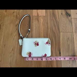 Coac Small Zip wallet wristlet